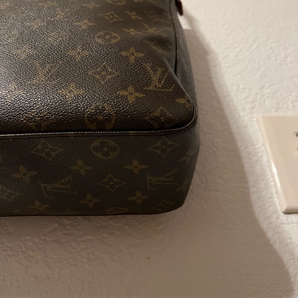 EUC Authentic LV Looping GM - Picture 4 of 12